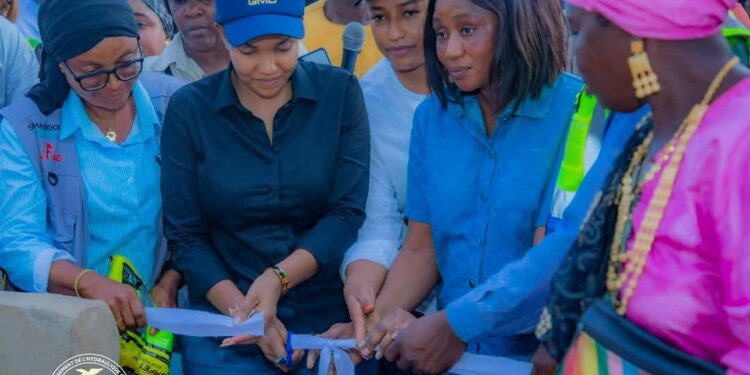 Kindia: le Ministère de l’Assainissement, de l’Hydraulique et des Hydrocarbures a inauguré deux forages dans la sous-préfecture de Wolya