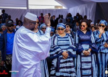 Guinée: le Président Mamadi Doumbouya préside la célébration en différé de la Journée internationale des droits des femmes à Conakry
