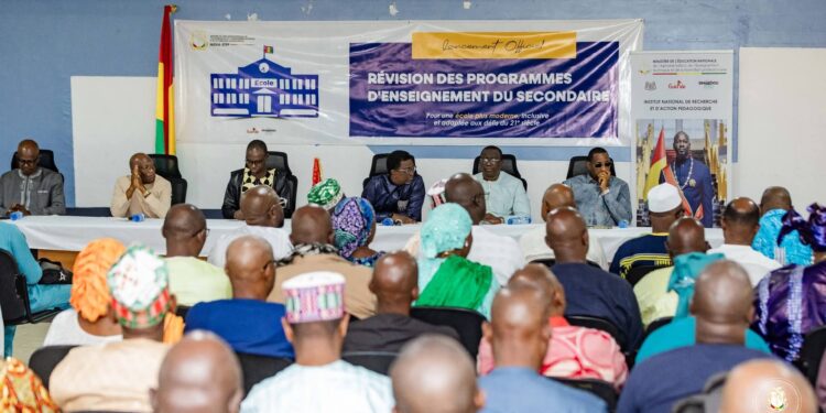 Education: lancement des travaux de révision des programmes d’enseignement du secondaire