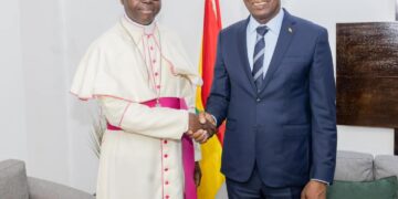 Primature: le Premier ministre a reçu en audience Monseigneur François Sylla, nouvel archevêque de Conakry