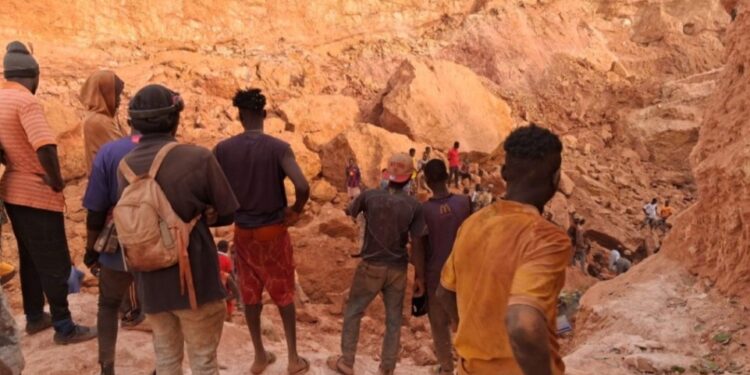 Siguiri : huit morts dans un nouvel éboulement sur un site aurifère artisanal