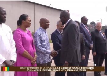 La poignée de main de krembé: Le sceau de la reconnaissance et l’héritage de la rigueur ( Par Billy Keita, La tribune du GMD)