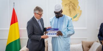 Palais Mohamed V: le Président Mamadi Doumbouya a reçu en audience le Secrétaire général adjoint des Nations unies chargé des opérations de paix
