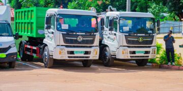 Kankan: remise officielle de deux camions neufs et d’un important lot de kits d’assainissement par l’ANASP