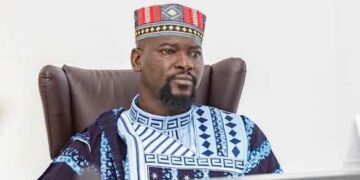 Incendie au de N’Zérékoré: le Président Mamadi Doumbouya apporte sa solidarité aux sinistrés et instruit le Gouvernement à reconstruire dans un bref delai ce centre de négoce