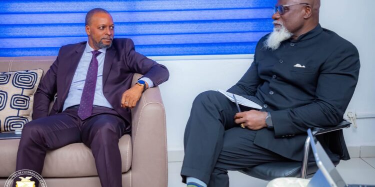 Valorisation des déchets et économie circulaire: le Ministre Aboubacar Camara échange avec le représentant résident du PNUD en Guinée