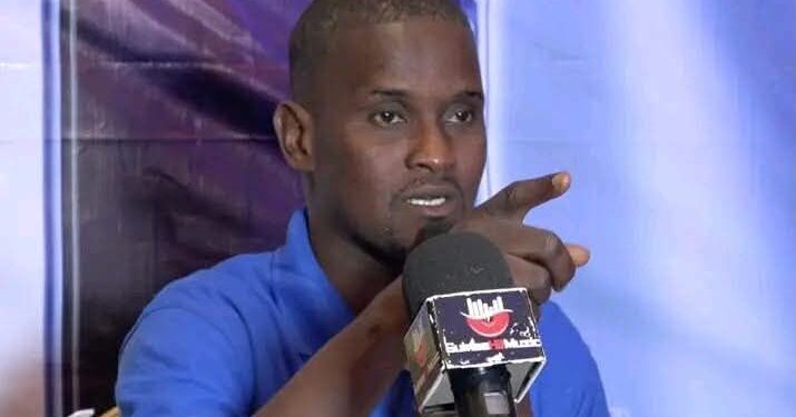 Guinée : Le journaliste Ibrahim Sory Barry contraint à l’exil après des menaces de mort