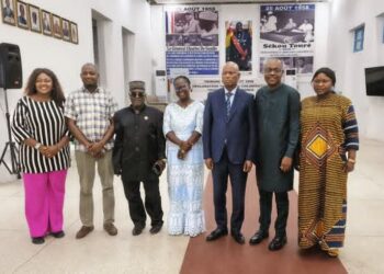 Conakry : le Président de la HAC a reçu en audience une délégation du Réseau Ouest Africain pour l’Édification de la Paix (WANEP-Guinée)