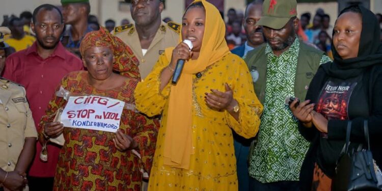 Cas de viol collectif à Mandiana:  la Ministre de la Femme en mission à Dioma-Balandou, dans la sous-préfecture de Kondianakoro