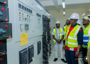 Projet d’interconnexion électrique Guinée-Mali: le Ministre Laye Sékou Camara salue l’avancement du poste électrique 225 Kv de Fomi
