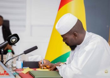 Remaniement ministériel en Guinée : Bah Oury maintenu, de nouveaux visages font leur entrée