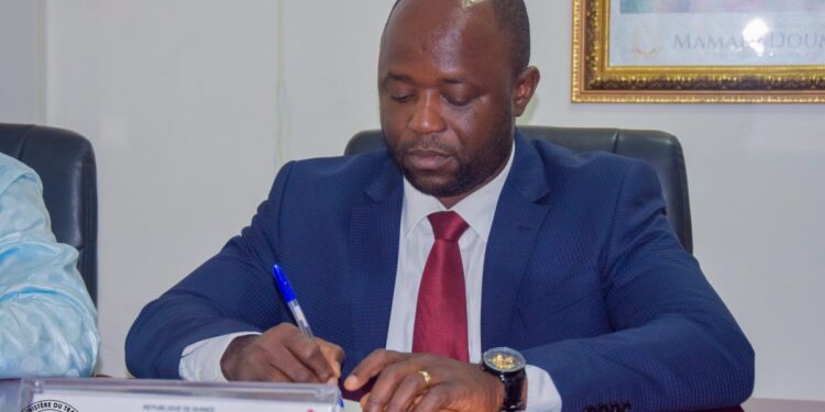 Guinée: vers la régularisation de la situation administrative des fonctionnaires élus