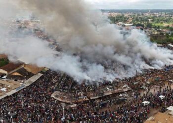 Incendie au Grand Marché de N’Zérékoré: 2.916 commerçant ont été identifiés et enregistrés