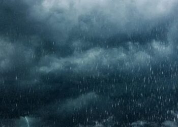 Alerte météo: de fortes averses orageuses et des vents relativement forts avec des risques d’inondation dans la zone côtière
