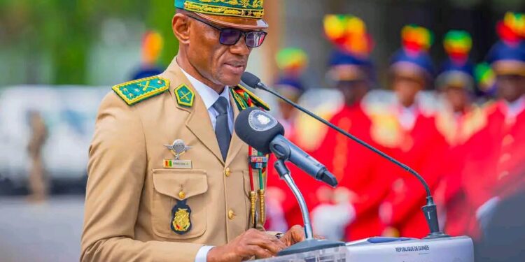 Guinée : le Président Mamadi Doumbouya en vacances, l’armée réaffirme sa fidélité
