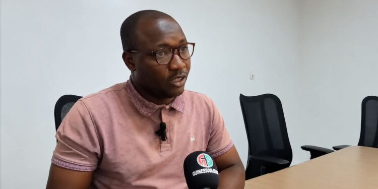 Quand le silence du Gouvernement met en doute la population par rapport à l’interdiction des emballages et objets en plastique à usage unique ( Par Abdramane Diakite, Ingénieur et Juriste en Environnement)