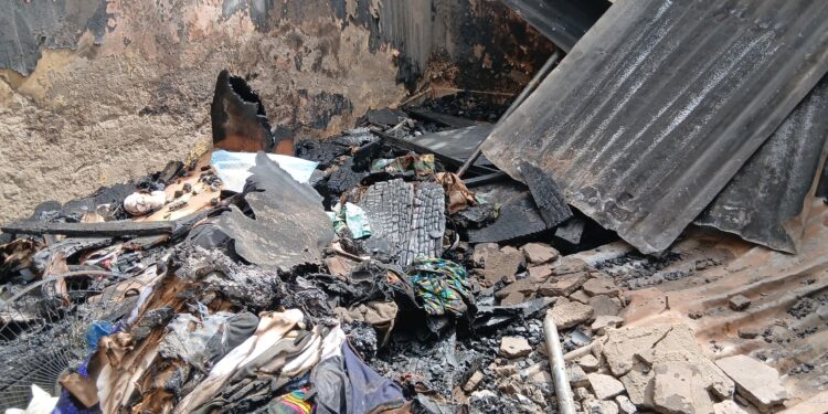 Gbessia : Un incendie a coûté la vie à 4 personnes d’une même famille