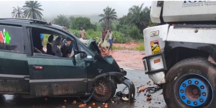 Accident mortel à Kindia : 3 morts, dont deux enfants, et 8 blessés graves à Friguiagbé