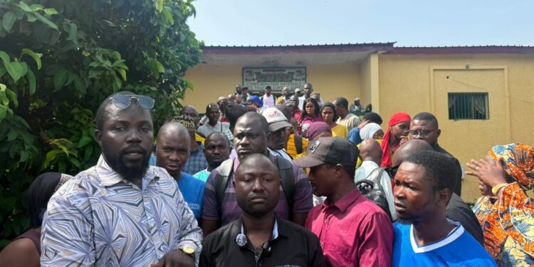 Enseignants contractuels de Conakry : la coordination crie à la « trahison » syndicale et appelle ces membres à quitter les salles de classe