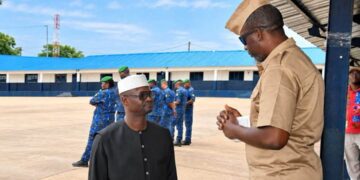 Guinée : Le ministre de la Justice rend visite aux 217 bénéficiaires de la grâce présidentielle en formation à Sonfonia