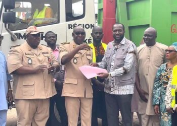 Assainissement: l’ANASP a procédé à la remise officielle d’un camion à la ville de Boké