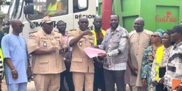 Assainissement: l’ANASP a procédé à la remise officielle d’un camion à la ville de Boké