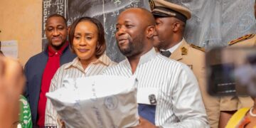 Concours de recrutement de 6 000 enseignants: le Ministre de la Fonction Publique lance officiellement les épreuves